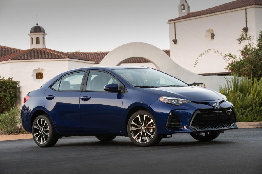  Toyota Corolla SE 2016 года  (NA) (фото 6 из 13)